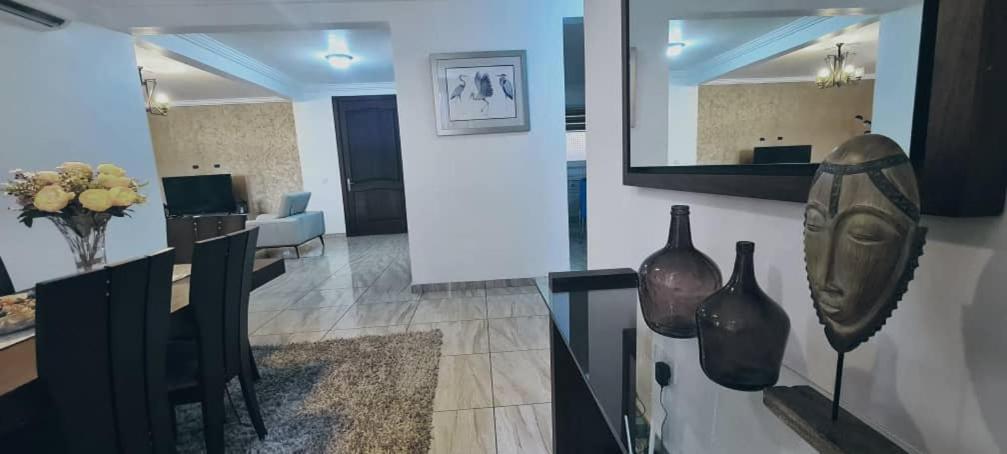 Bertha'S Court D-Plus Apartments Dzorwulu Luaran gambar