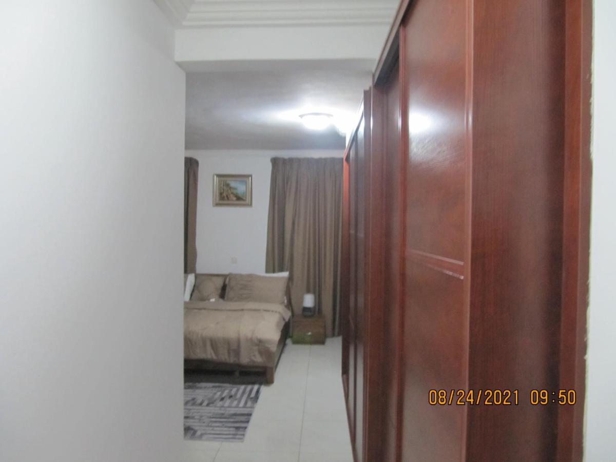 Bertha'S Court D-Plus Apartments Dzorwulu Luaran gambar