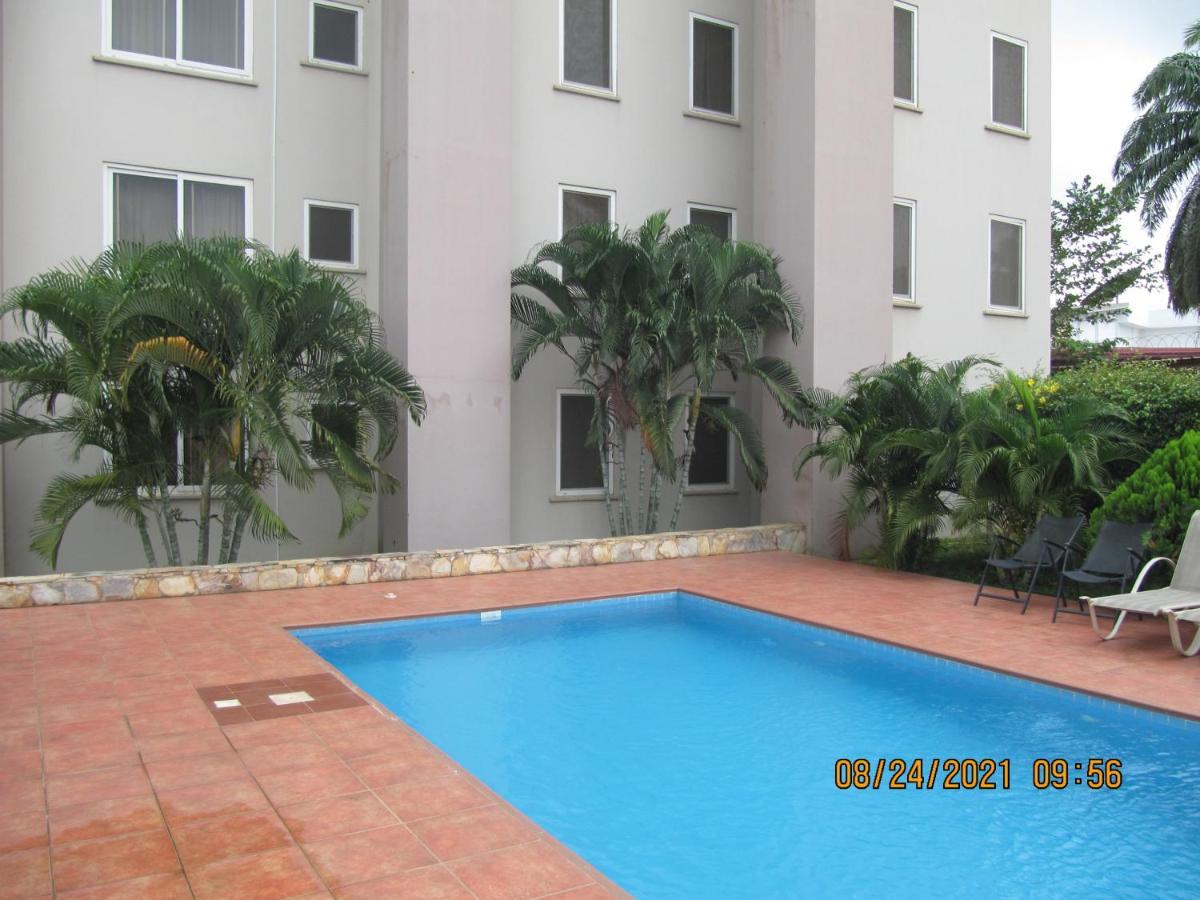 Bertha'S Court D-Plus Apartments Dzorwulu Luaran gambar